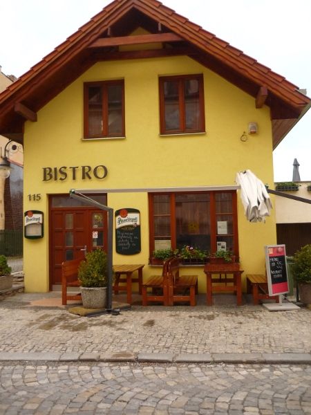 Bistro Sluníčko zvenčí 